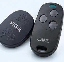 Badge Vigik et télécommande de portail CAME, illustration